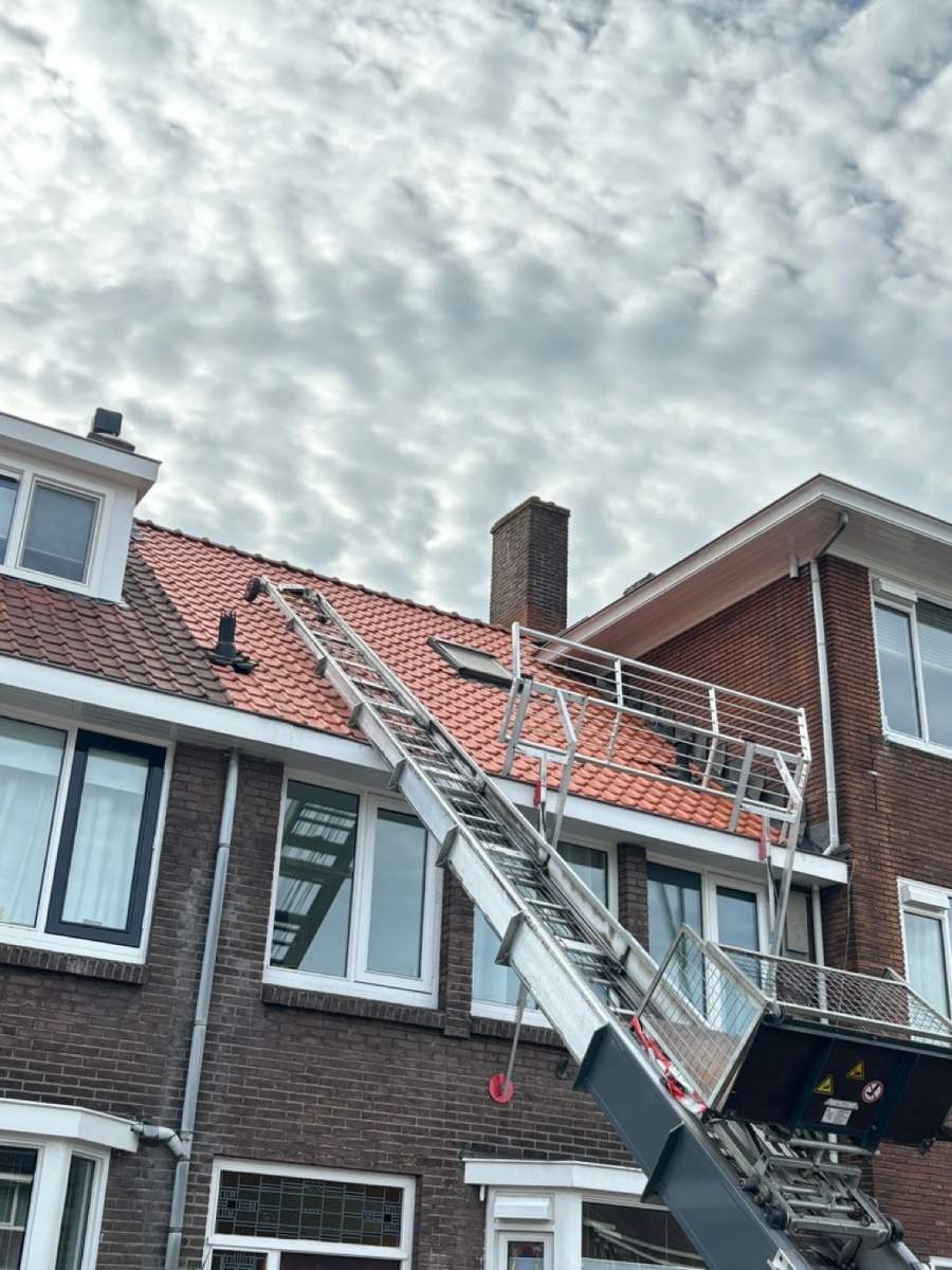 Nieuw pannendak met dampopen folie